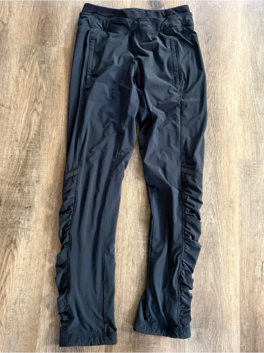 Lululemon Runderful Pant - Picture 2 of 10